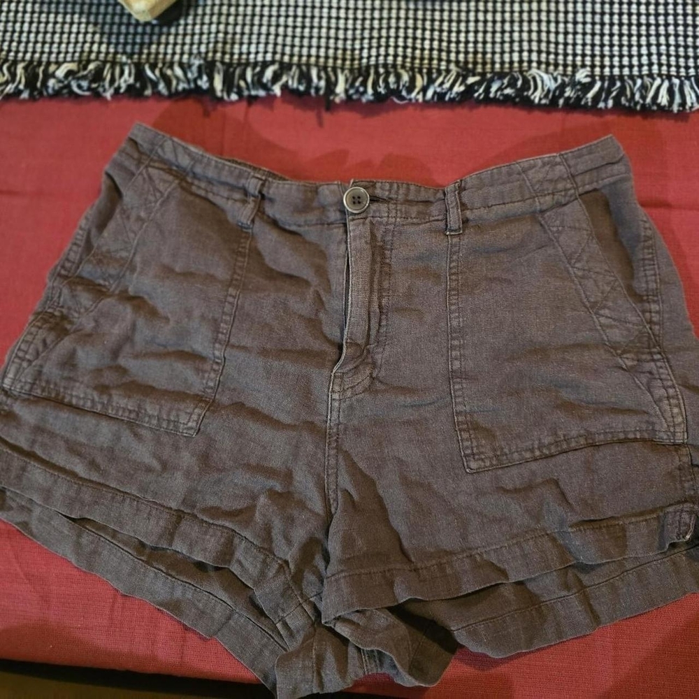 BKE shorts Sz 28